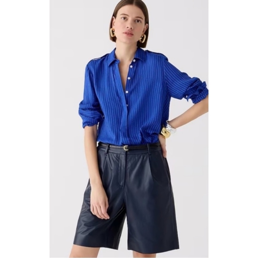 J. Crew Textured Drapey Button Up Shirt Medium Blue Striped Blouse Top BY680